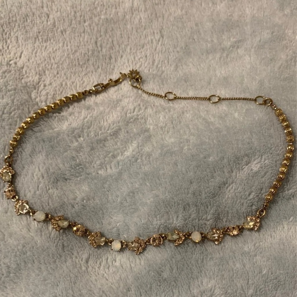 Gold choker